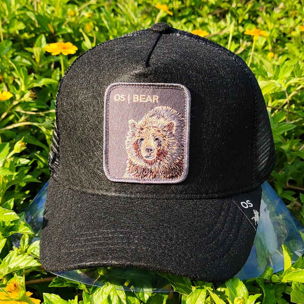Topone Custom Embroidered Patch on Front Panel Felt Fabric Baseball Caps Black Color Front View