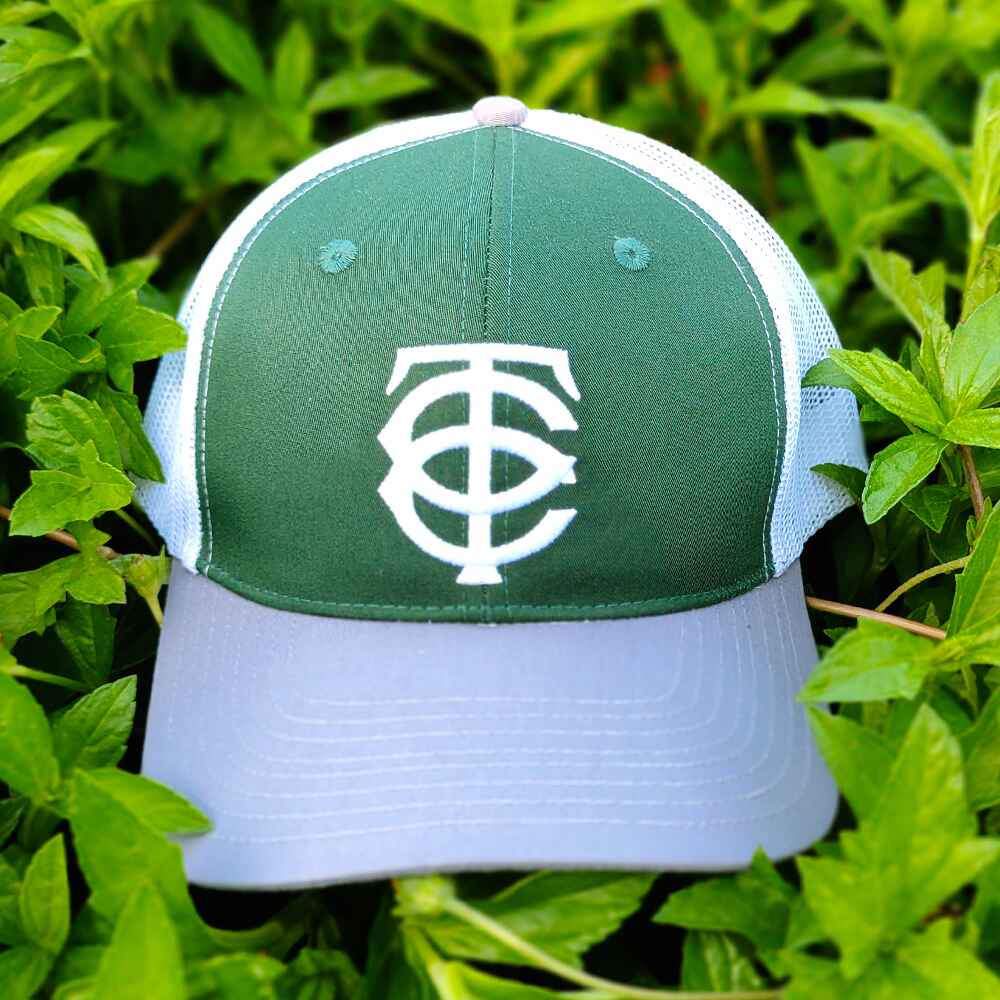 Topone Custom Flat Embroidery on Front Panel Cotton Twill Fabric Baseball Caps Green Crown Grey Visor Front View